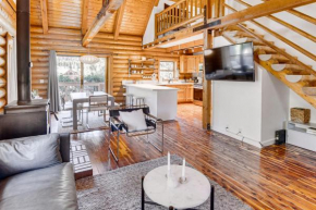 Deck and Pool Access Pine Mountain Club Cabin!